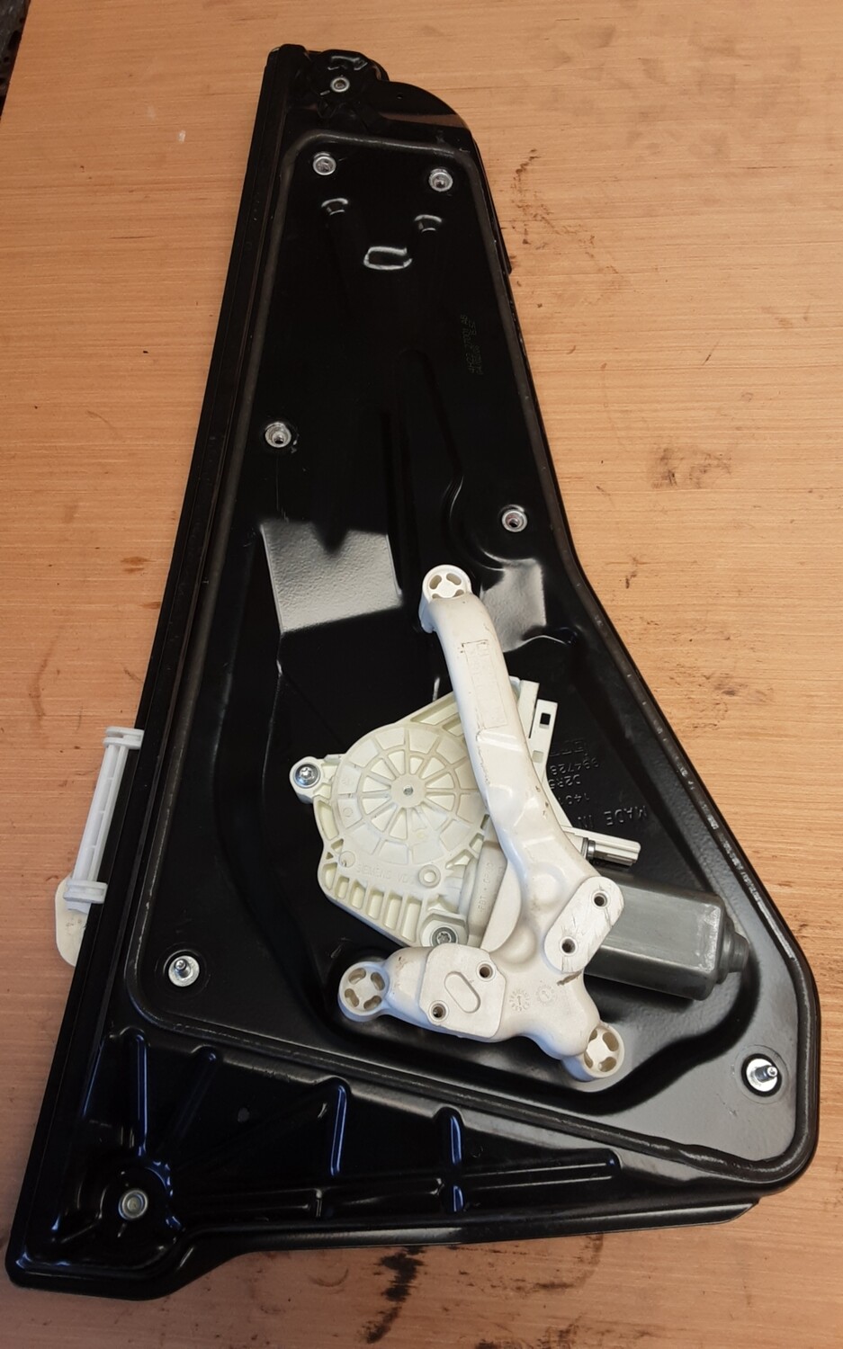 RANGE ROVER SPORT 2008 LEFT HAND PASSENGER REAR WINDOW REGULATOR
