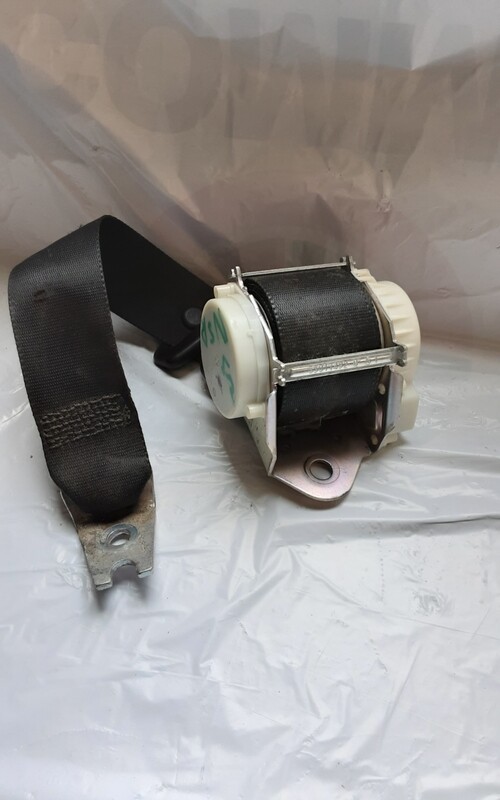LAND ROVER FREELANDER 2 DRIVERS SIDE REAR OSR SEATBELT 6G9N 611B68 CEW