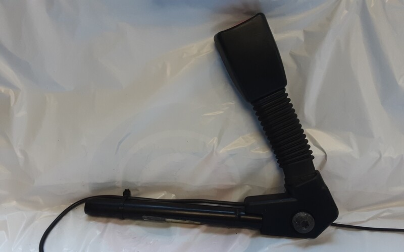 LAND ROVER FREELANDER 1 OSF SEATBELT BUCKLE PRETENSIONER EVB500300PMA