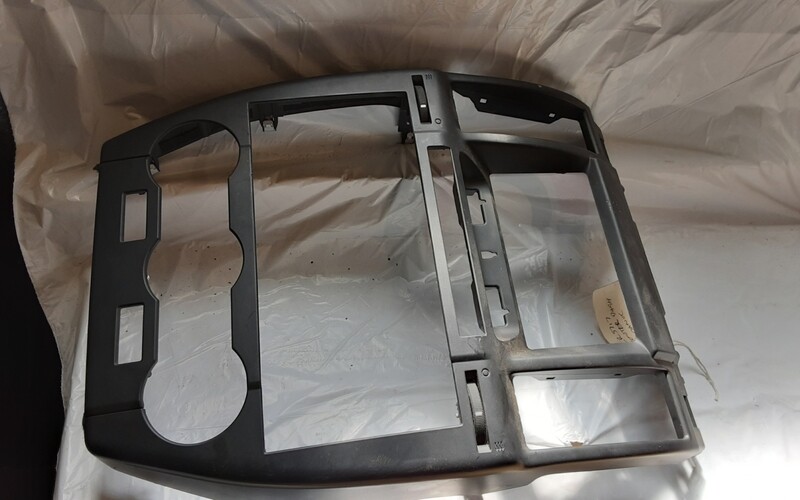 LAND ROVER FREELANDER 2 CENTRE DASH TRIM PANEL 6H52 014L09 AG