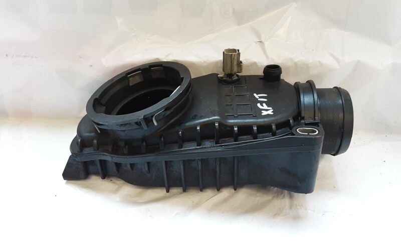 JAGUAR XF 2010 3.0 AIR INTAKE BREATHER PIPE ELBOW 4R8Q 6K770 AE
