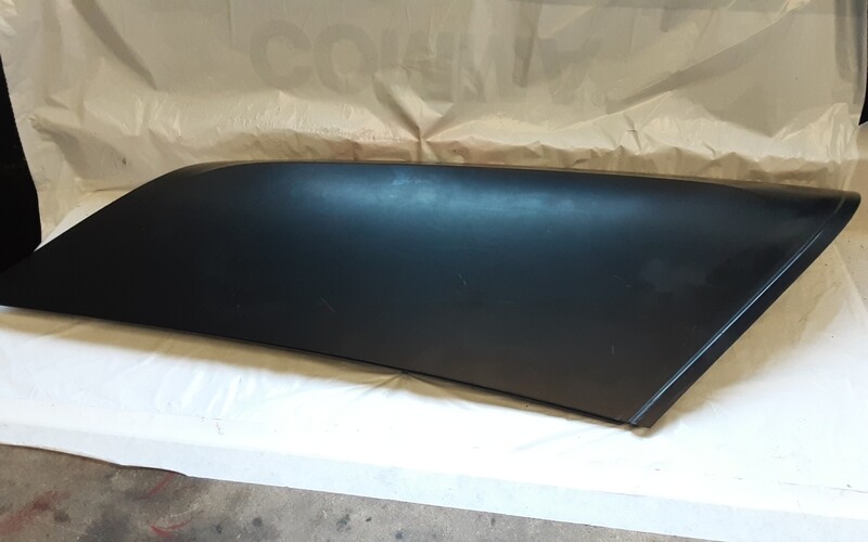 RANGE ROVER SPORT REAR CORNER OUTER PILLAR TRIM LEFT DDG000175