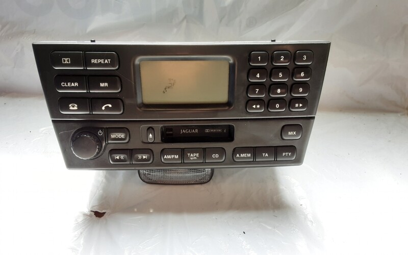 JAGUAR X TYPE RADIO CASSETTE HEAD UNIT WITH CODE 1X43 18K876 AC