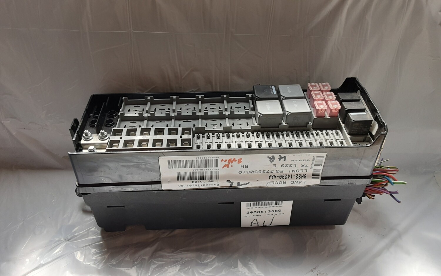 RANGE ROVER SPORT TDV8 3.6 FUSE AND RELAY BOX 8H32 14290 AA
