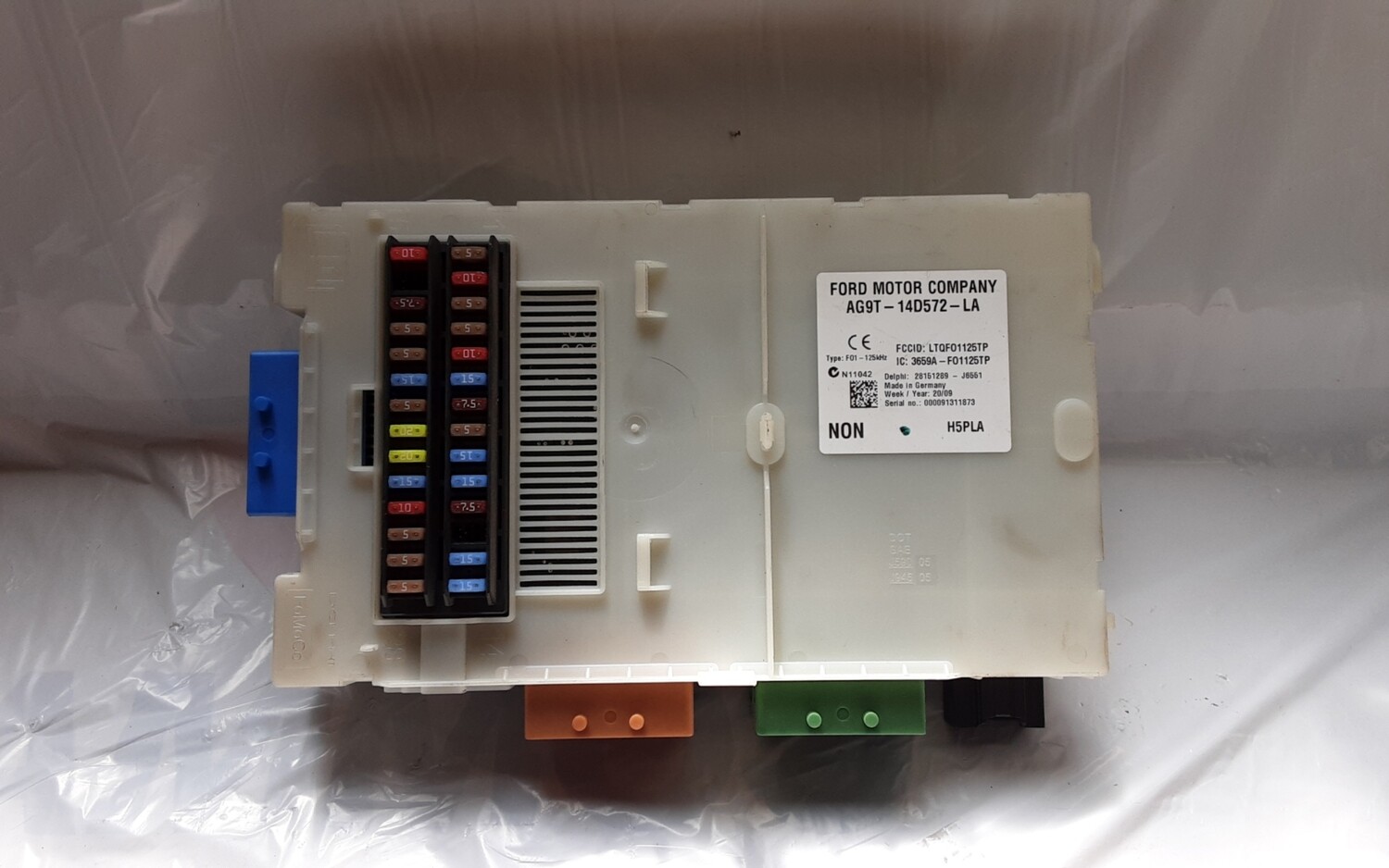 LAND ROVER FREELANDER 2 TD4 2.2 FUSE AND RELAY BOX AG9T 14D572 LA