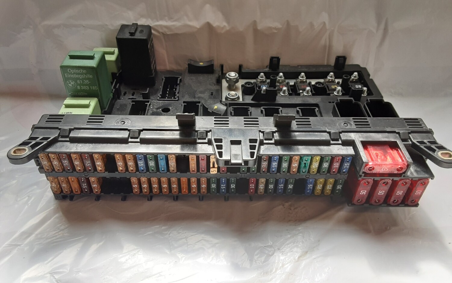 RANGE ROVER L322 FUSE AND RELAY CONTROL BOX 8380409