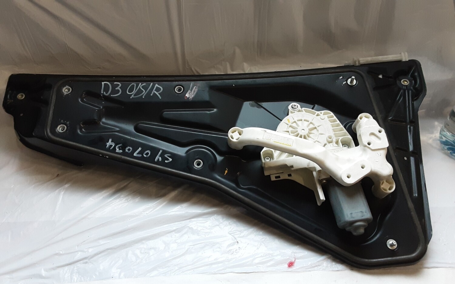 RANGE ROVER SPORT DISCOVERY 3 OSR REAR RIGHT DRIVERS SIDE REAR WINDOW REGULATOR CVH500020