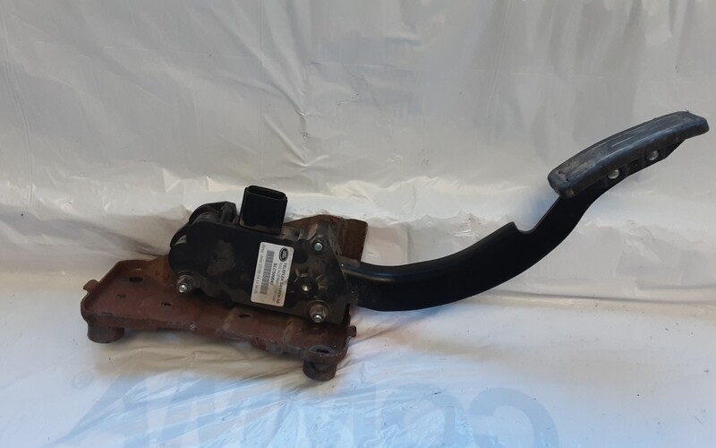 LAND ROVER DISCOVERY 3 2.7 TDV6 THROTTLE ACCELERATOR PEDAL SLCC500041