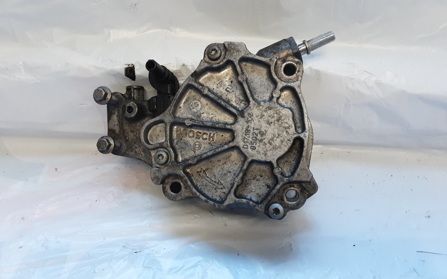 LAND ROVER FREELANDER 2 2.2 VACUUM PUMP D171B1C2