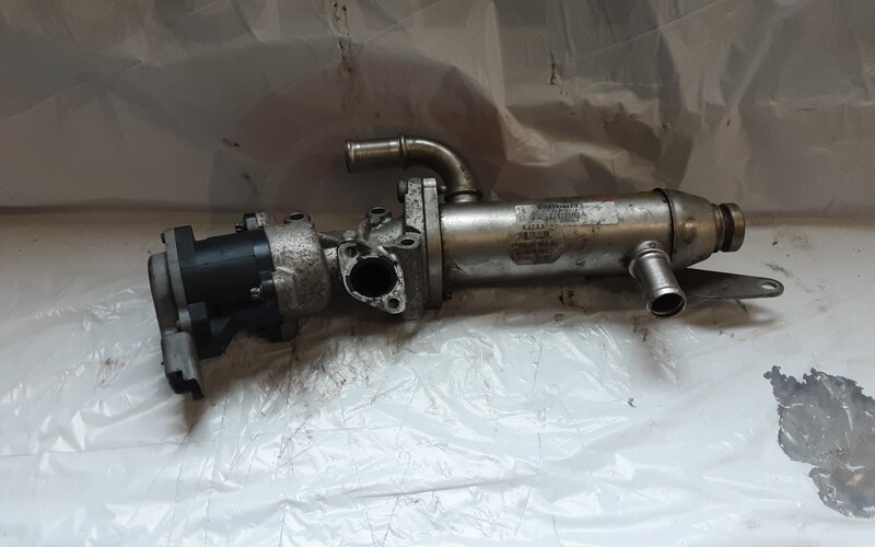 RANGE ROVER SPORT DISCOVERY 3 OS RIGHT SIDE EGR VALVE AND COOLER 4R8Q 9Y493 BJ