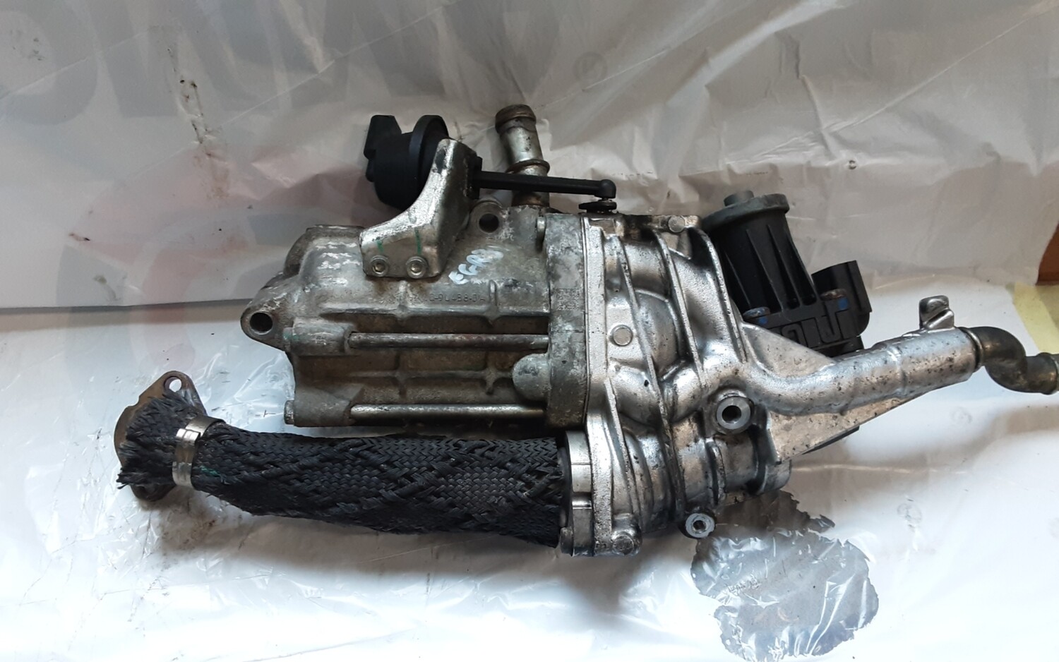 JAGUAR XF RANGE ROVER SPORT 3.0 TDV6 EGR VALVE AND COOLER 9X2Q 9U438 DA