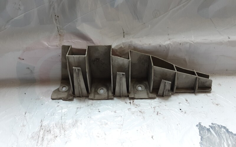 LAND ROVER FREELANDER 1 DRIVERS SIDE HEADLIGHT BUMPER SUPPORT BRACKET DPN100200