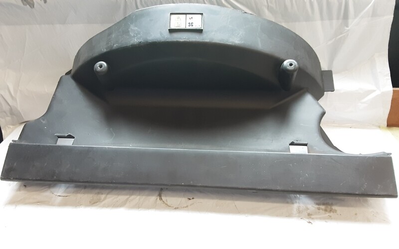 RANGE ROVER SPORT DISCOVERY 3 2.7 TOP RADIATOR FAN COVER PGK500085