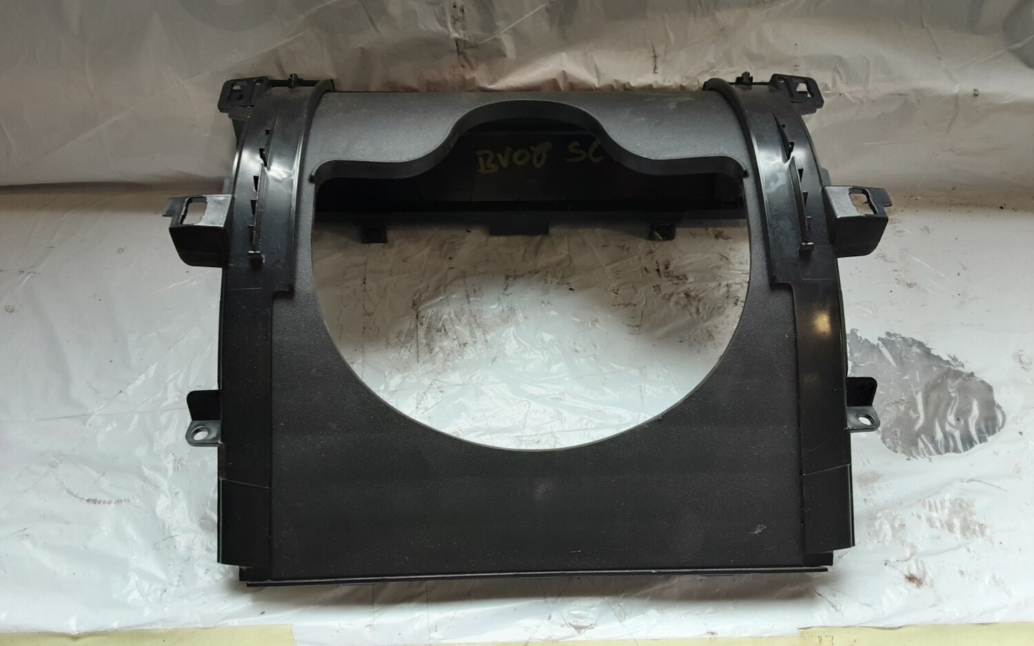 LAND ROVER DISCOVERY 3 2.7 STEERING WHEEL COLUMN COWLING SURROUND FAI500010