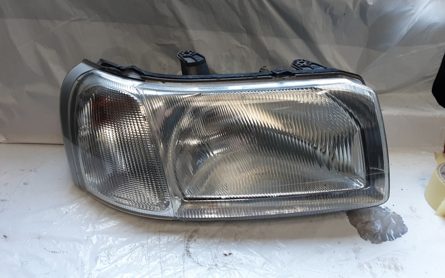LAND ROVER FREELANDER 1 OS RH DRIVERS SIDE HEADLIGHT