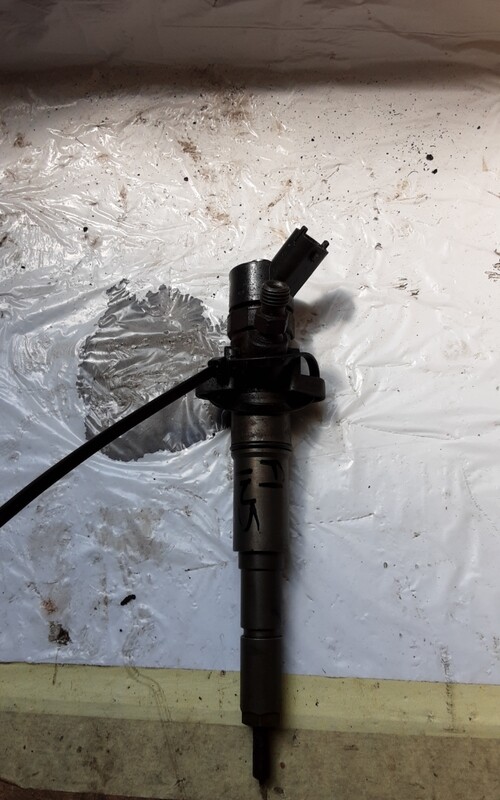 LAND ROVER FREELANDER 1 TD4 MANUAL FUEL INJECTOR 7785983