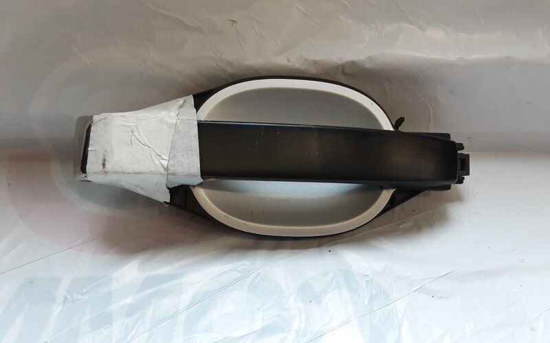 RANGE ROVER L322 REAR DRIVERS SIDE DOOR HANDLE 7042488