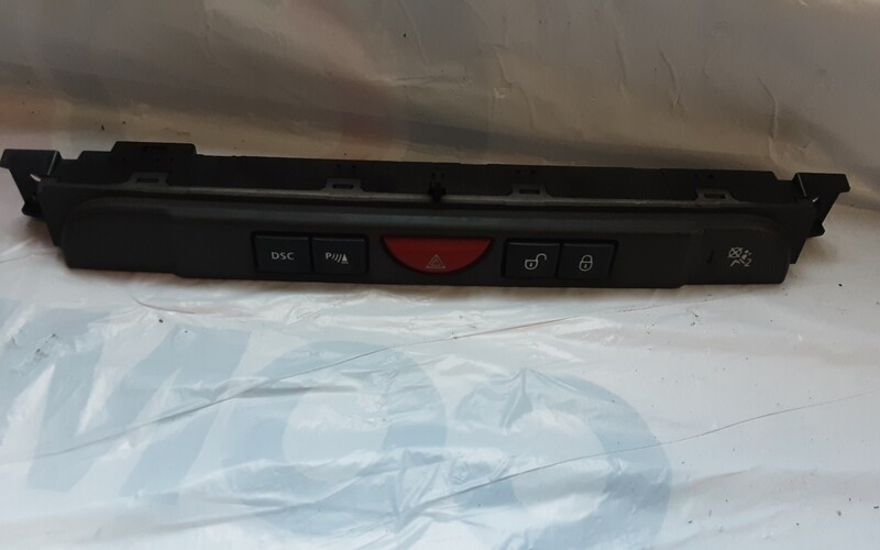 LAND ROVER DISCOVERY 3 HAZARD SWITCH PANEL YUL500400WUX