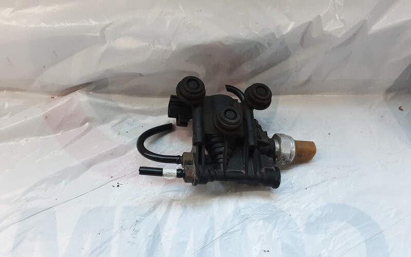 RANGE ROVER SPORT DISCOVERY 3 AIR SUSPENSION VALVE RVH000046