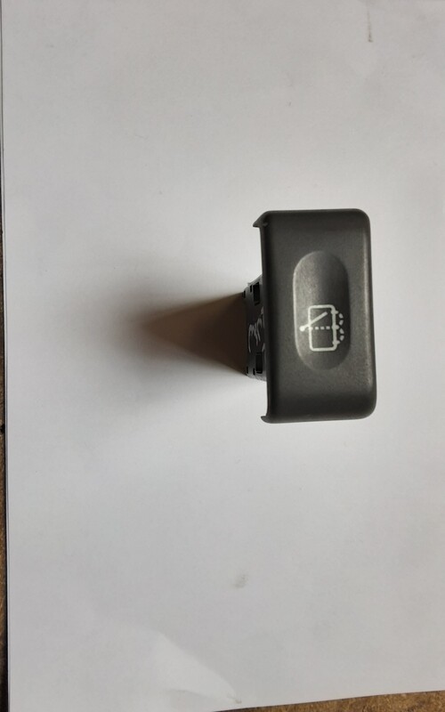 LAND ROVER DISCOVERY 2 REAR WASHER WASH SWITCH YUE100590