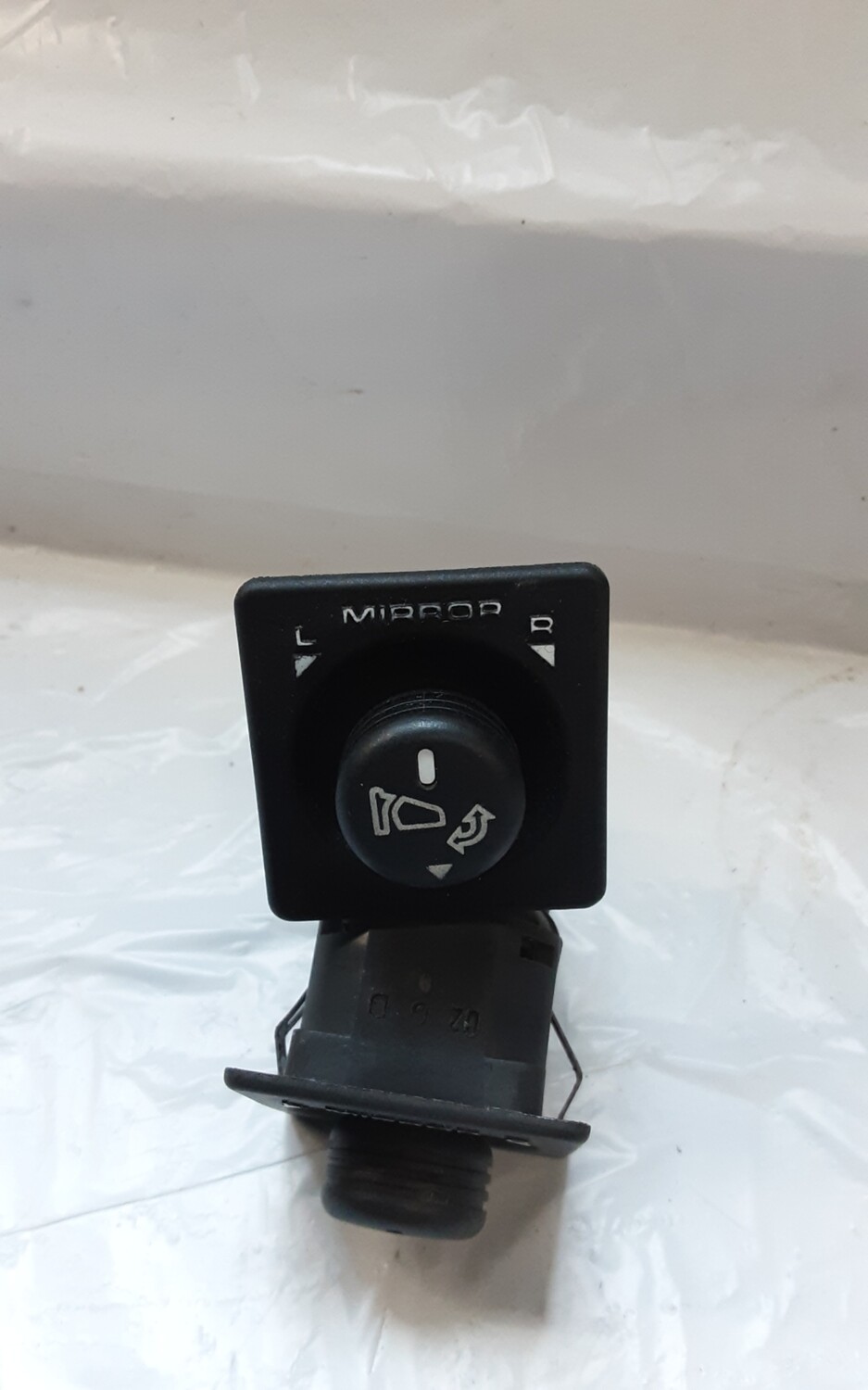 LAND ROVER FREELANDER 1 ELECTRIC POWER FOLD WING MIRROR SWITCH YUH100270