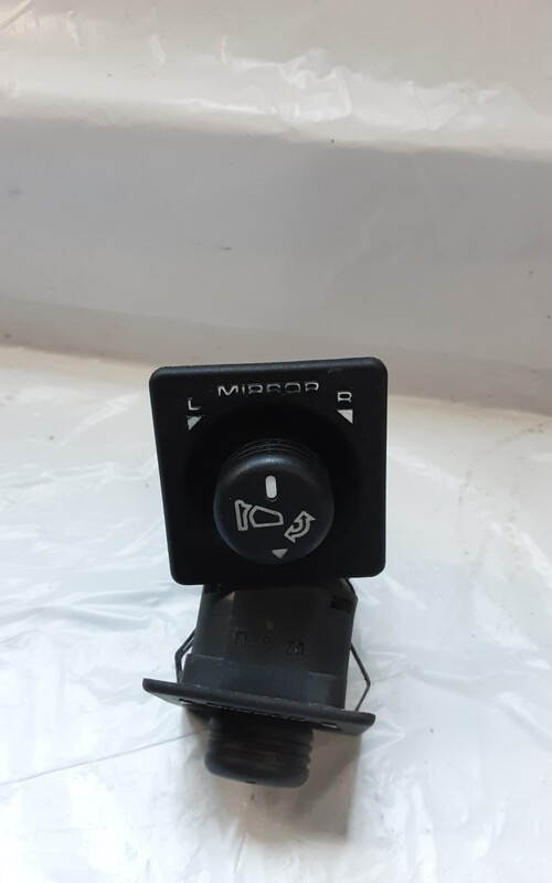 LAND ROVER FREELANDER 1 ELECTRIC POWER FOLD WING MIRROR SWITCH YUH100270