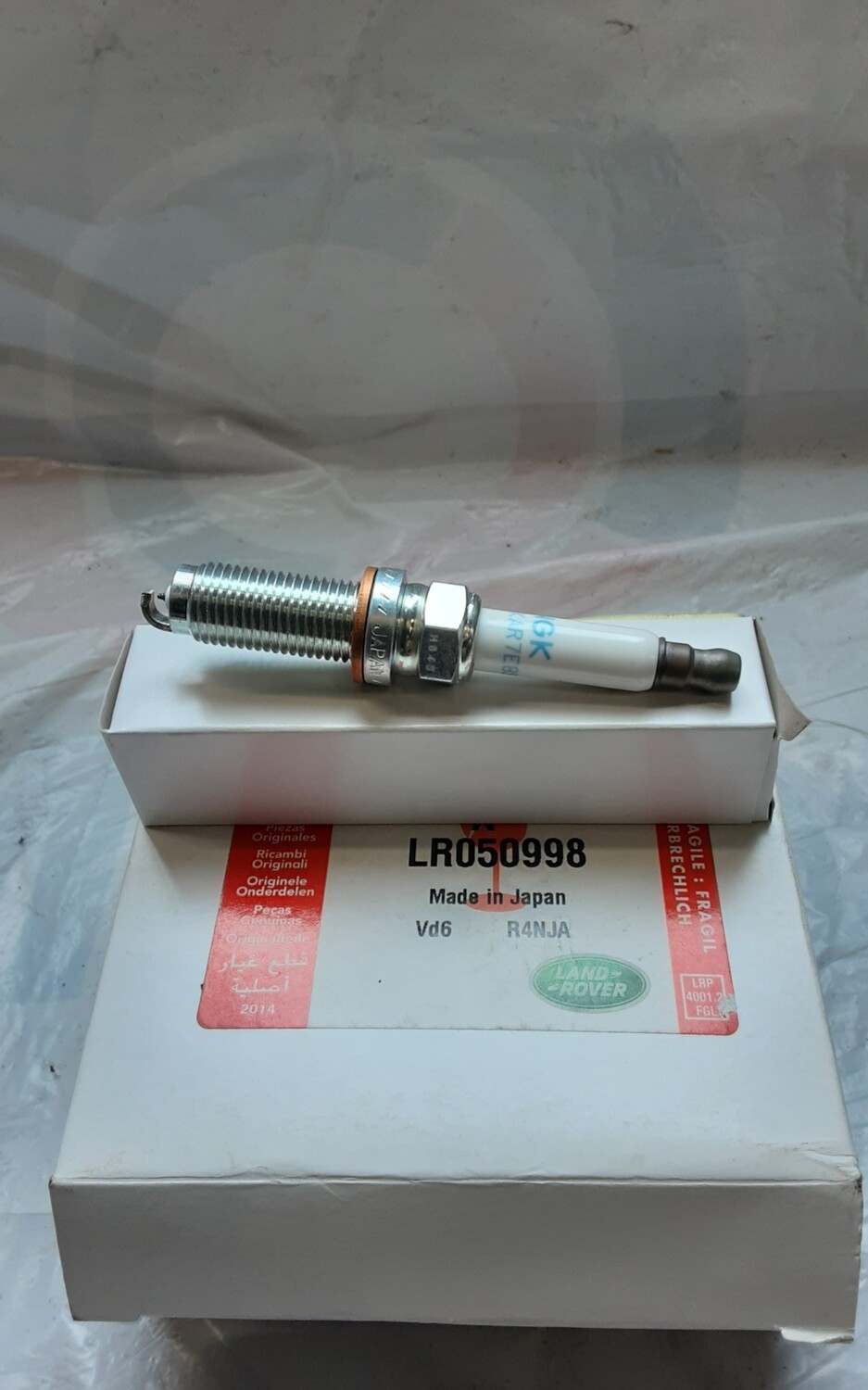  RANGE ROVER LAND ROVER SPARK PLUG LR050998