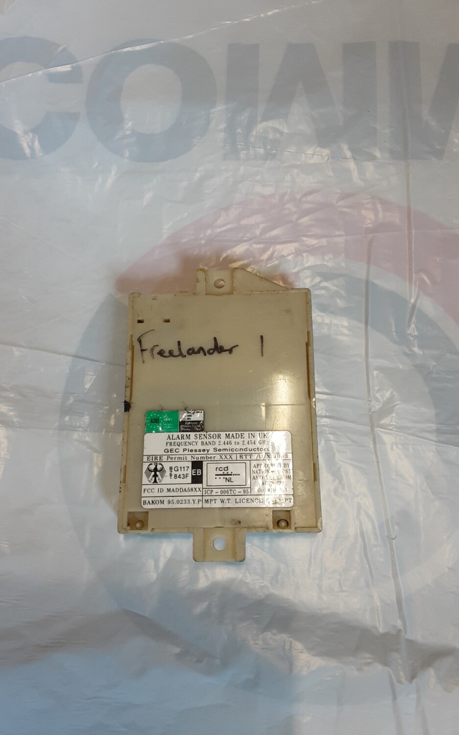 LAND ROVER FREELANDER 1 VOLUME CONTROL ROOF ALARM UNIT MODULE  YWC106310