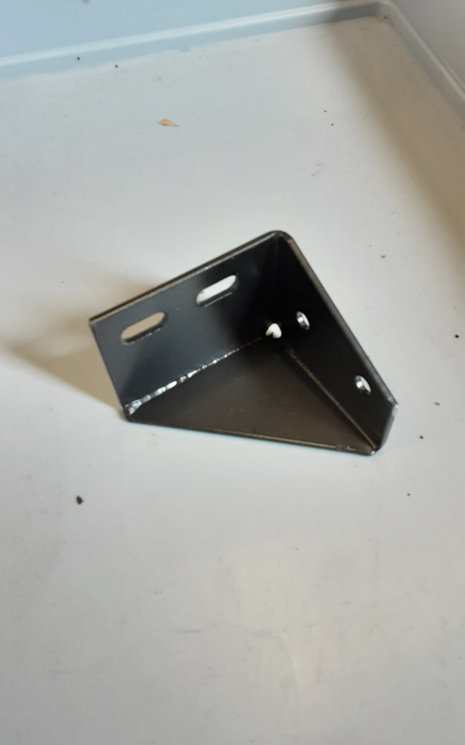 LAND ROVER DEFENDER 110 4 DOOR REAR BODY SUPPORT BRACKET LR011892
