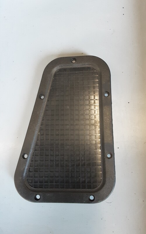 LAND ROVER DEFENDER LH AIR VENT CAPS DO516
