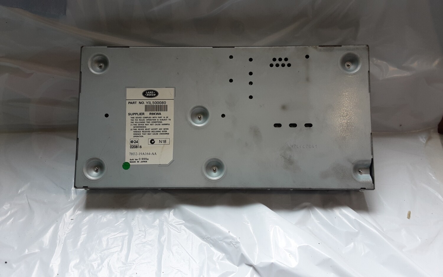 RANGE ROVER L322 REAR DVD SCREEN VIDEO SUPPIER YIL500080