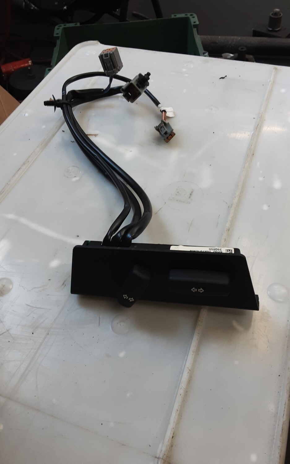 LAND ROVER FREELANDER 2 NSF SEAT SWITCH 6H52 14A701CAW