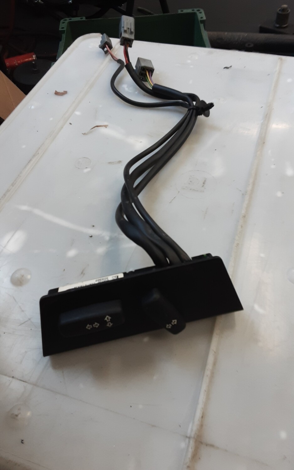 LAND ROVER FREELANDER 2 OSF SEAT SWITCH 6H52 14A701BAW