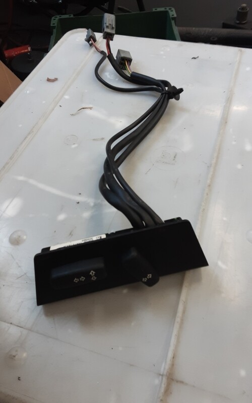 LAND ROVER FREELANDER 2 OSF SEAT SWITCH 6H52 14A701BAW