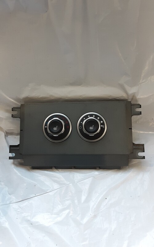 RANGE ROVER L322 HEATED SEAT SWITCH JFC600650
