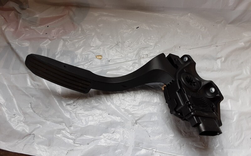 LAND ROVER FREELANDER 2 ACCELERATOR PEDAL 6G92 9F836 GF