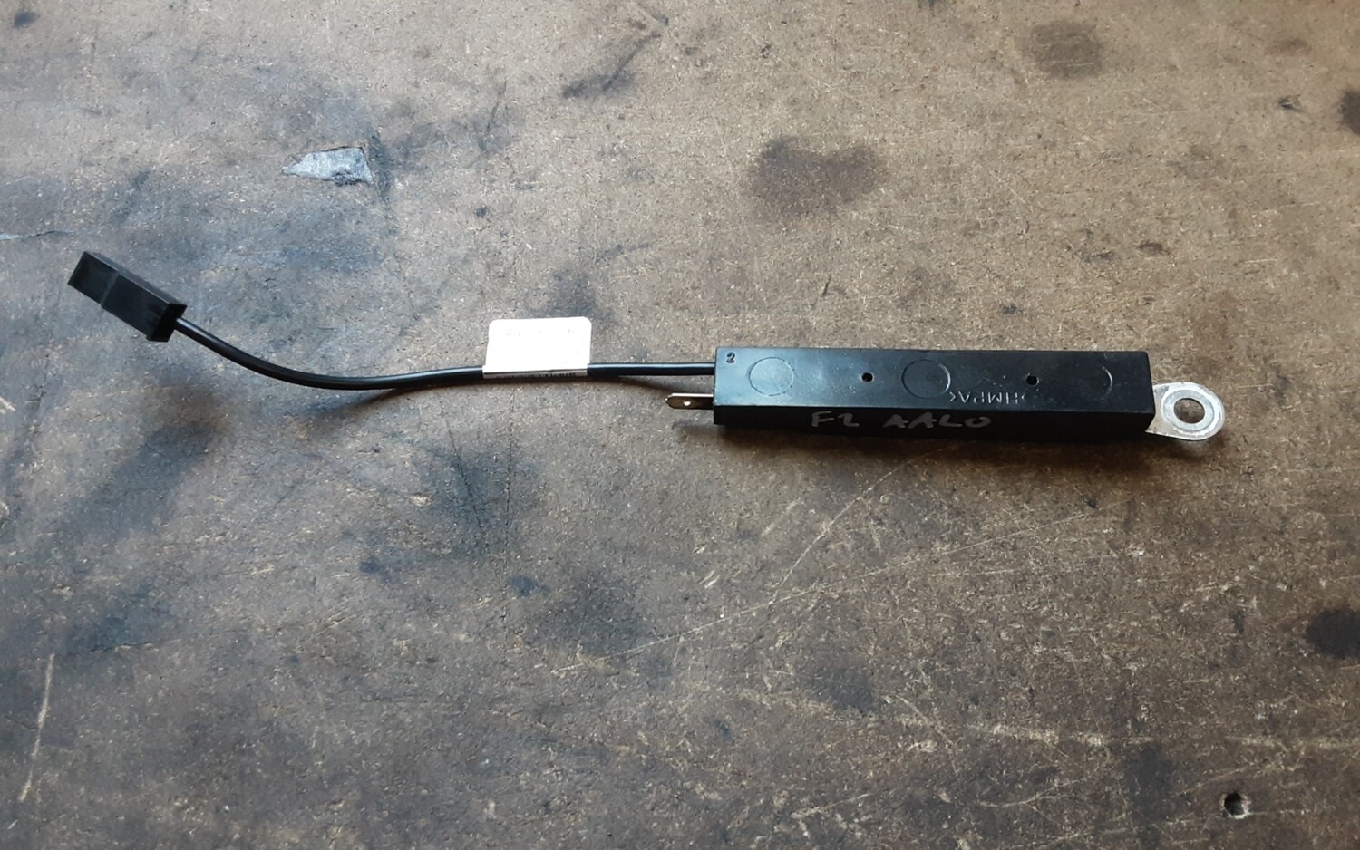 LAND ROVER FREELANDER 2  ANTENNA AMPLIFIER 6H52 18K891 AA