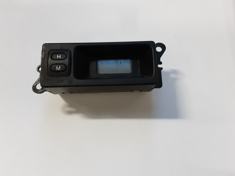 LAND ROVER FREELANDER 1 LCD DIGITAL DASH CLOCK YFB100380