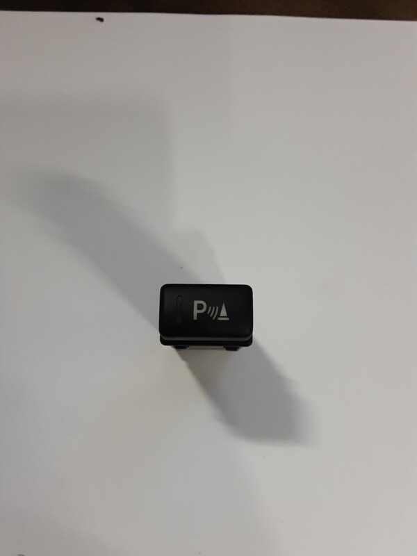 LAND ROVER FREELANDER 1 FACELIFT PARKING AID ASSISTANT SWITCH YUG500330PUY
