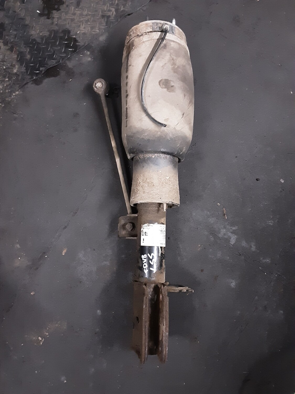 RANGE ROVER SPORT TDV8 3.6 LEFT FRONT AIR BAG SUSPENSION STRUT