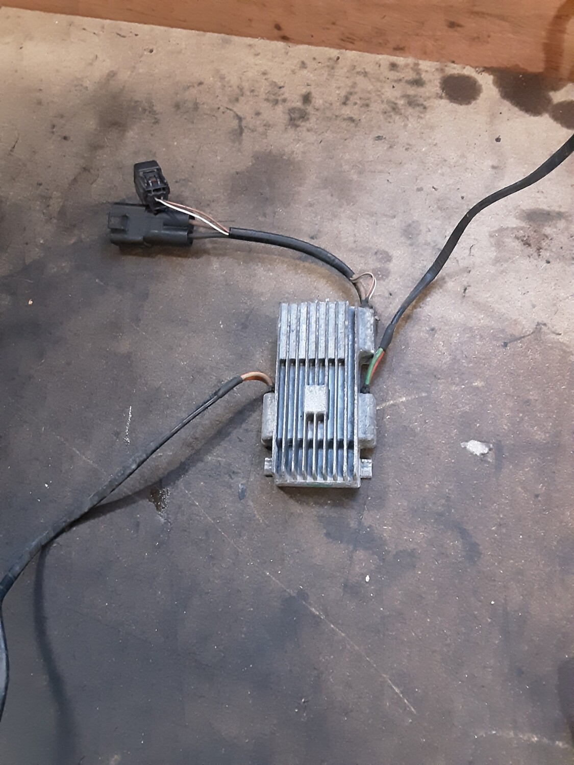 LAND ROVER FREELANDER 1 FAN CONTROL MODULE