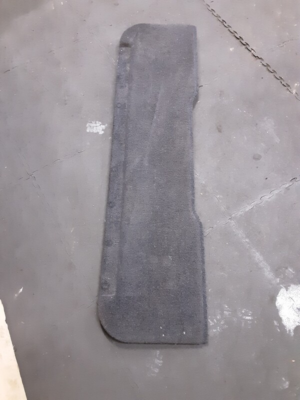 RANGE ROVER L322 LOWER BOOT CARPET TRIM PANEL 51498264012