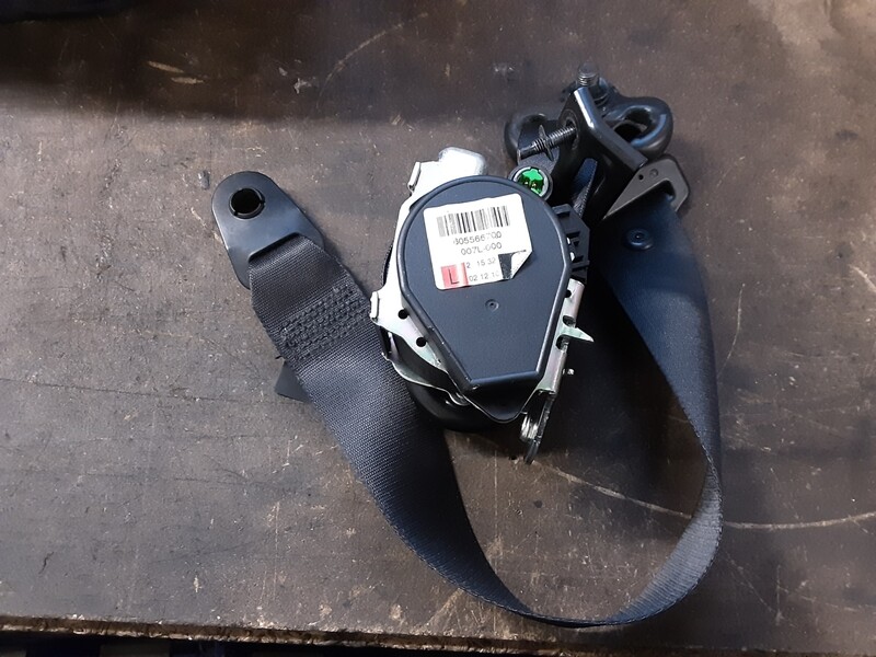 LAND ROVER FREELANDER 2 2.2 TD4 LEFT PASSENGER SIDE FRONT SEATBELT 6G9N 61295 CHW