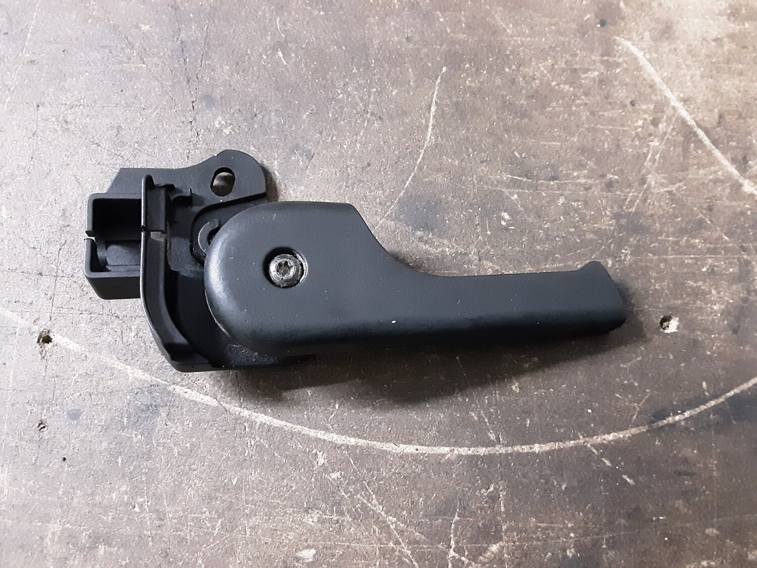 LAND ROVER FREELANDER 2 BONNET REALSE HANDLE 6H52 16A770