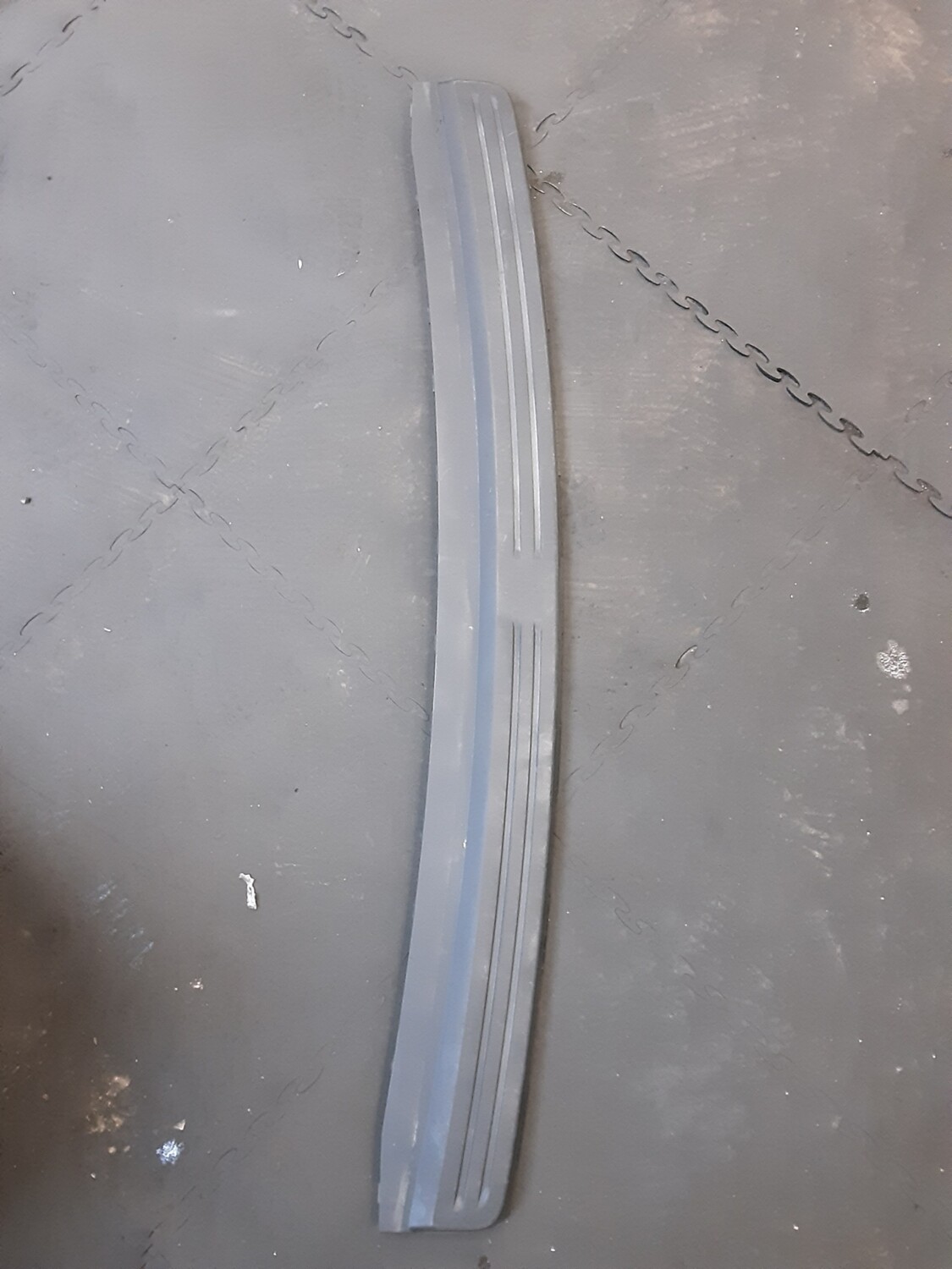 LAND ROVER FREELANDER 2 2011 REAR BUMPER TRIM 6H52 17877 AC