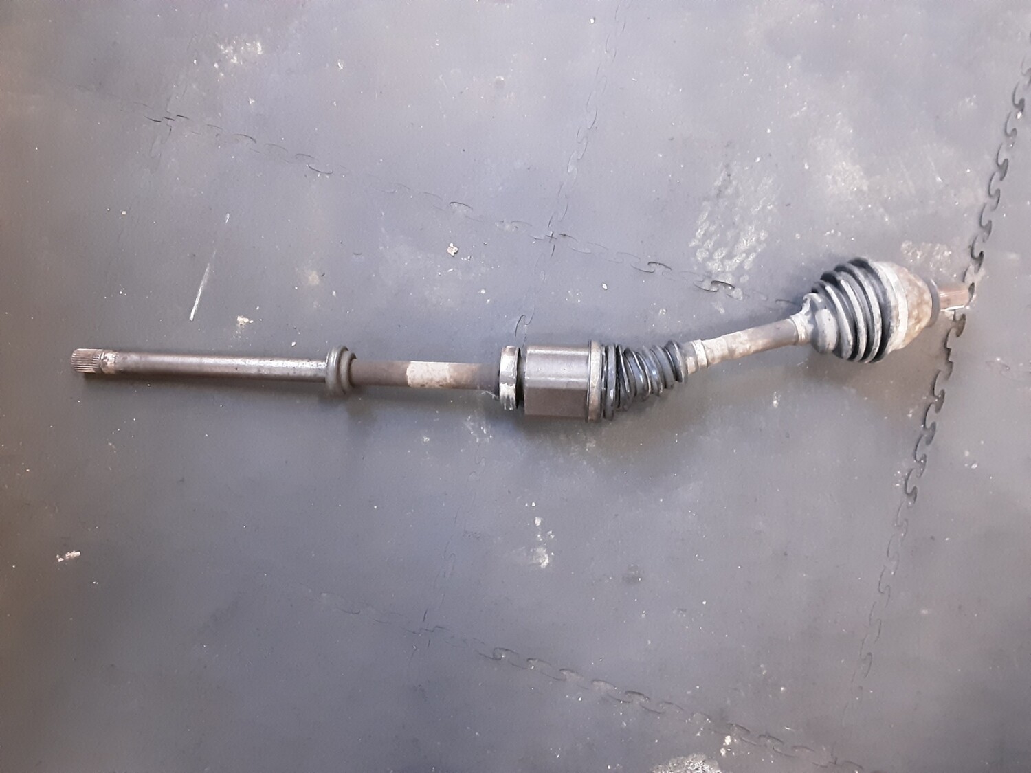 LAND ROVER FREELANDER 2 AUTO DRIVERS SIDE FRONT DRIVE SHAFT
