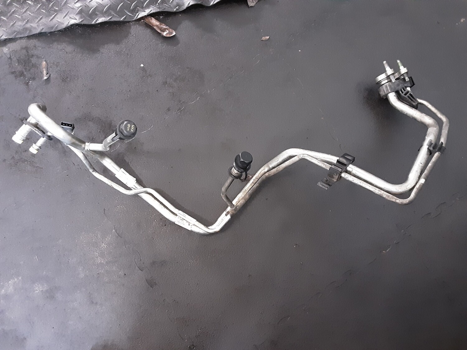 LAND ROVER FREELANDER 2 TD4 2011 AIR CON AC PIPES 6G9N 19A834 ER
