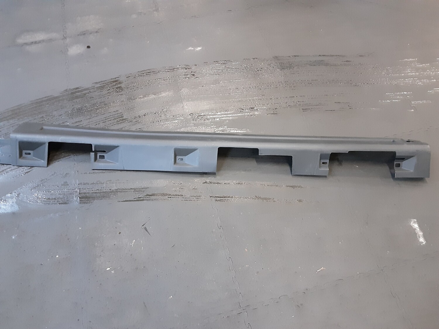 RANGE ROVER SPORT 2.7 LEFT SIDE SIDE SKIRT SILL COVER DDJ000311