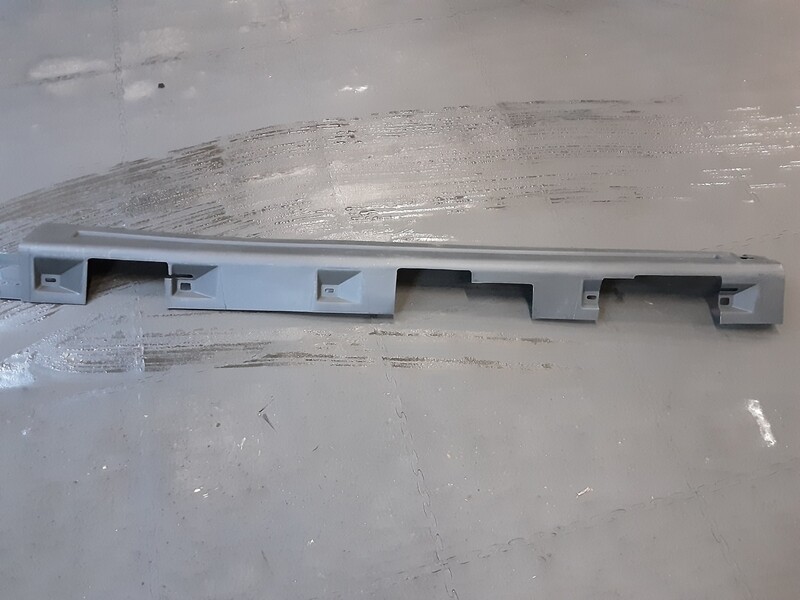 RANGE ROVER SPORT 2.7 LEFT SIDE SIDE SKIRT SILL COVER DDJ000311