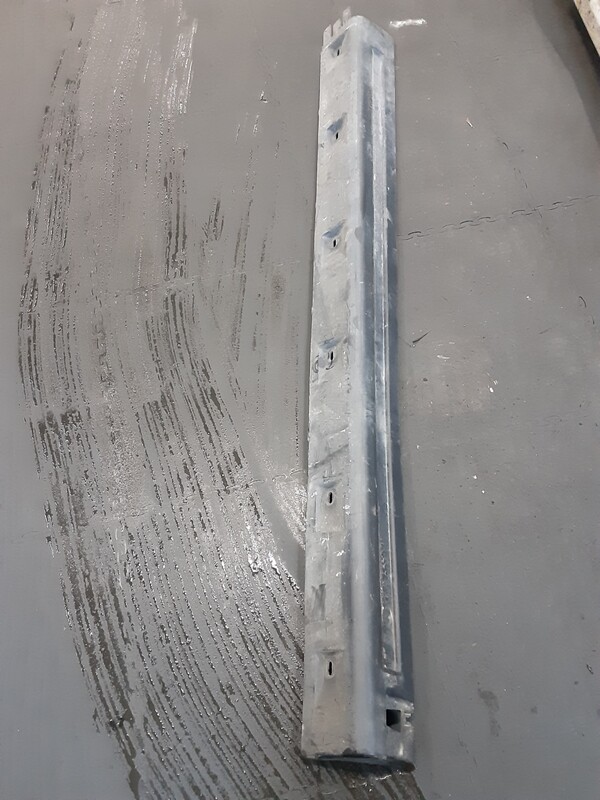 RANGE ROVER SPORT 2.7 LEFT SIDE SIDE SKIRT SILL COVER DDJ000311